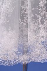 Свадебная фата, украшенная большим количеством вышивки № KBV011-1	