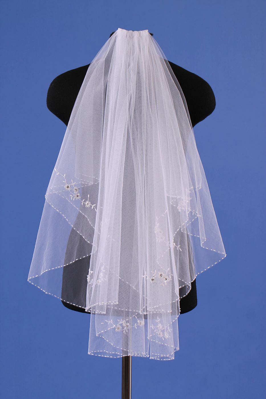 Свадебная фата на гребне с дорогими стразами, инкрустированными в цветочный рисунок из бисера № V0980-1	 - 3